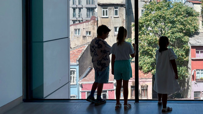 Çocuk Atölyesi: Sanatın Peşinde: İz Ve Doku (6-11 Yaş)